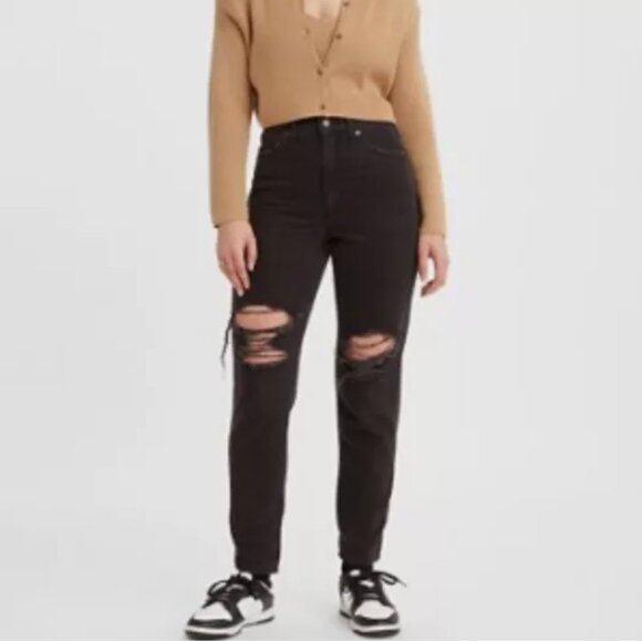 NWT LEVI'S High Waisted Mom Jeans Black Denim Distressed 32X27 - Picture 1 of 12
